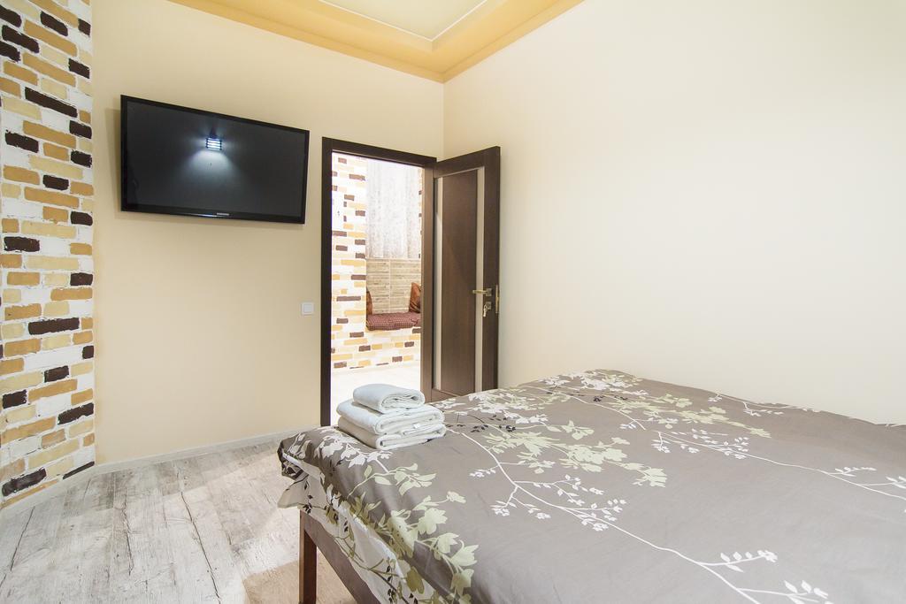 Club Suite Near Deribasovskaya Odessa Luaran gambar