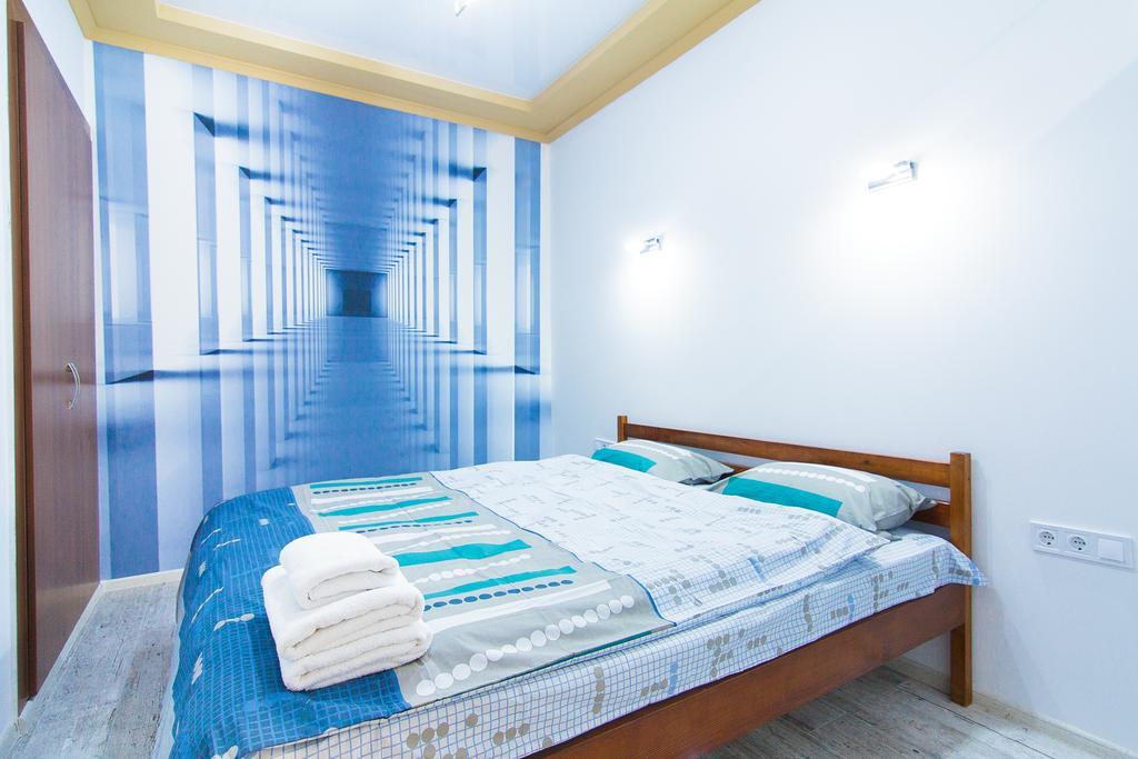 Club Suite Near Deribasovskaya Odessa Luaran gambar