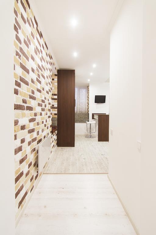Club Suite Near Deribasovskaya Odessa Luaran gambar