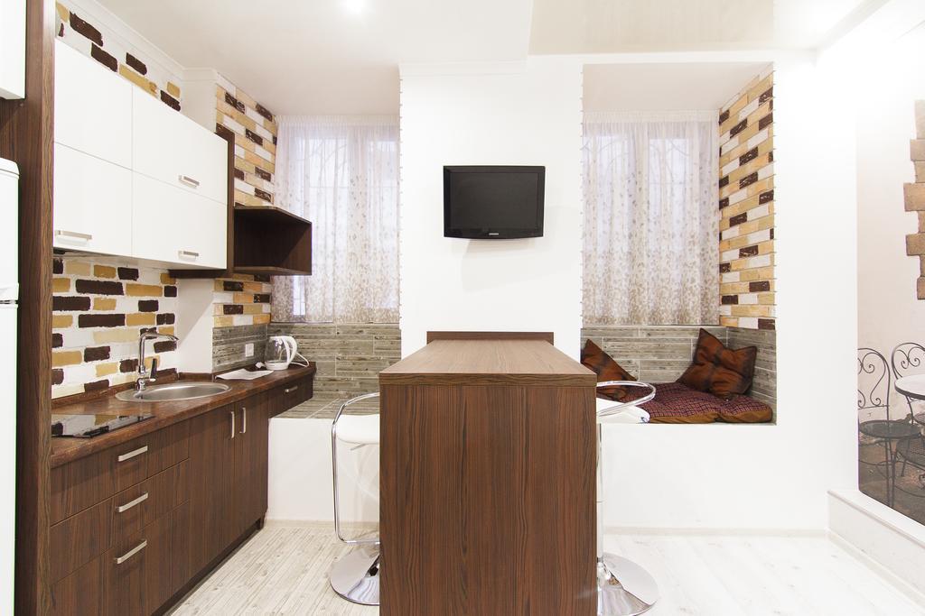 Club Suite Near Deribasovskaya Odessa Luaran gambar